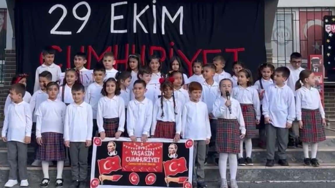 OKULUMUZDA 29 EKİM CUMHURİYET BAYRAMI COŞKUSU